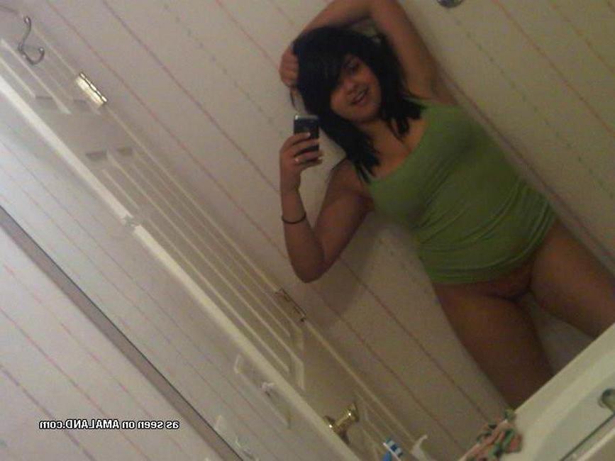 15P Indian gfs get naked and fuck