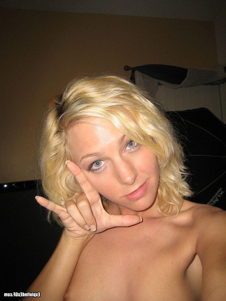 15P Curly blond amateur shows tiny tits