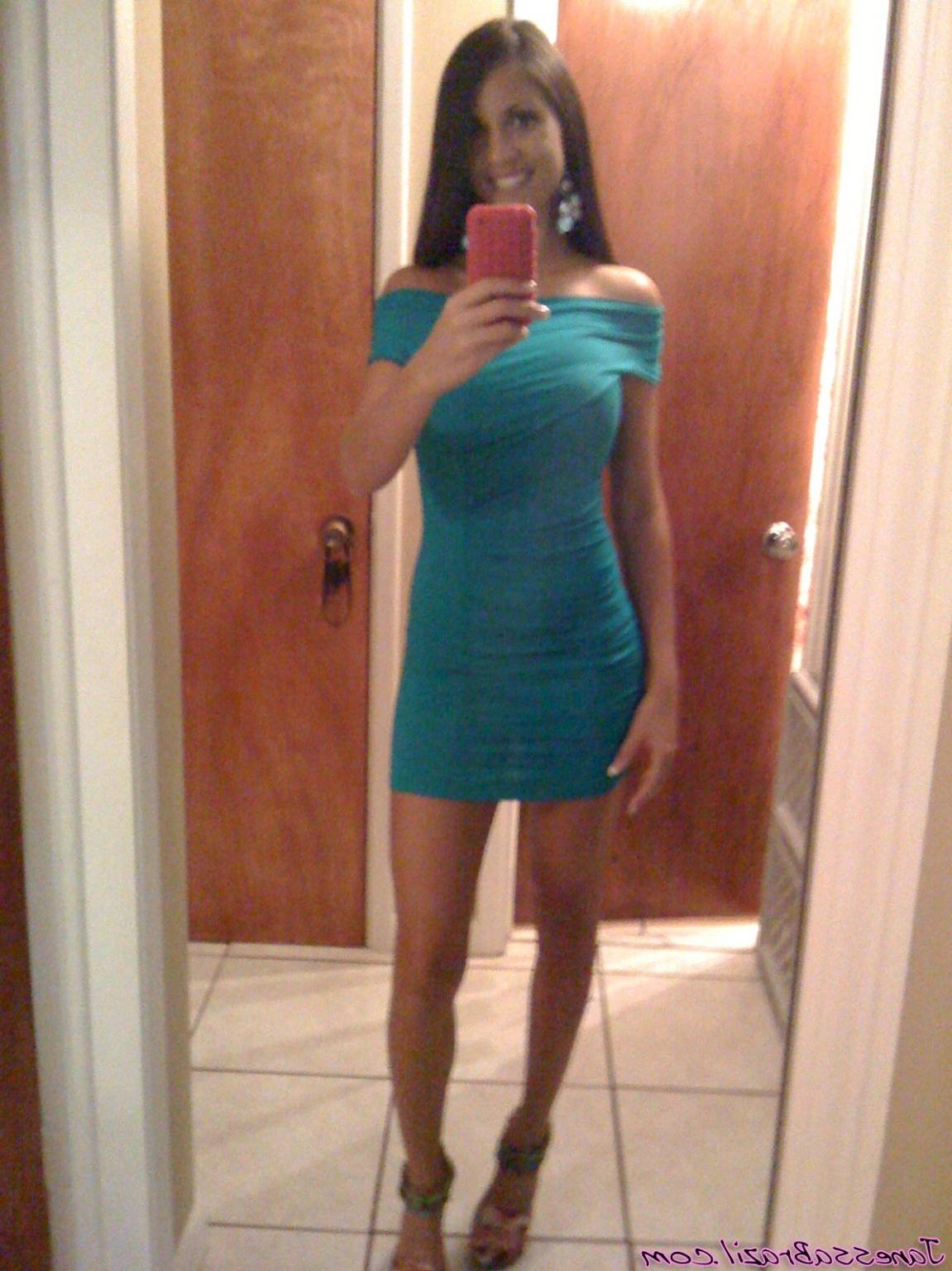 16P Busty Brazilian amateur homemade pics