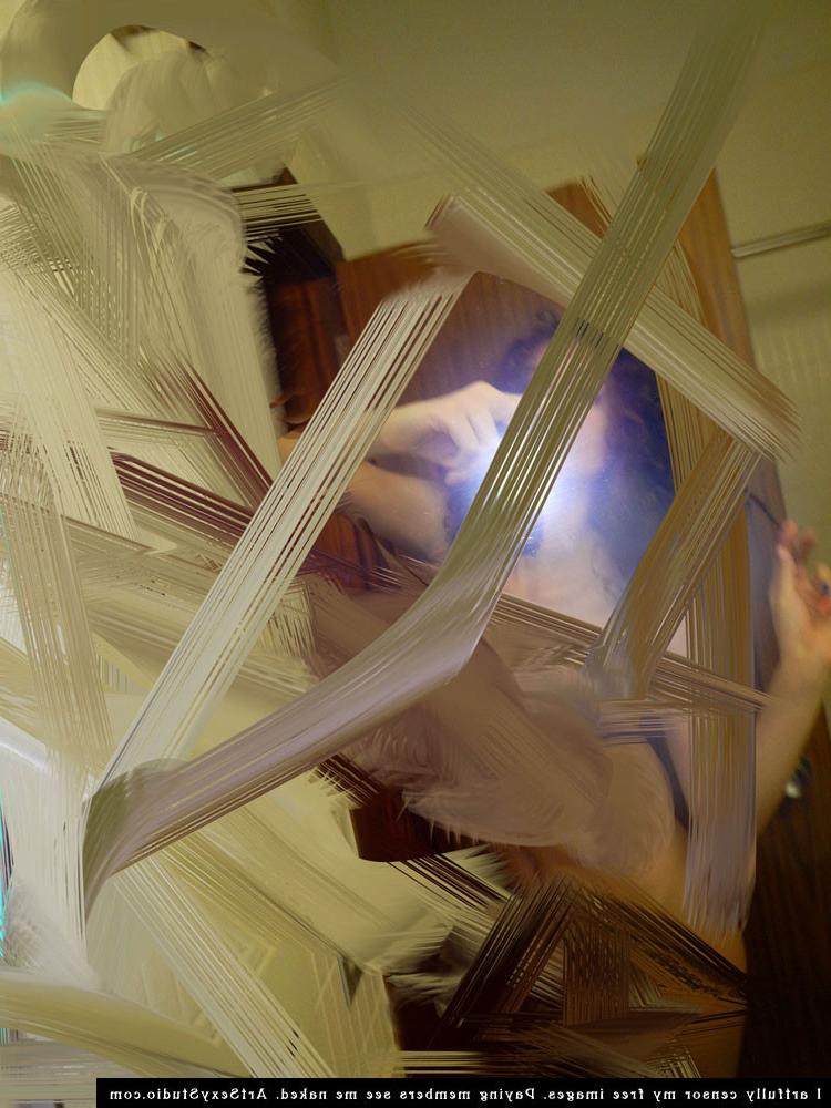 16P College art student nude selfies in mirror