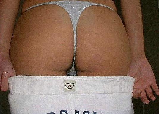 12P Sexy girlfriends posing and fucking