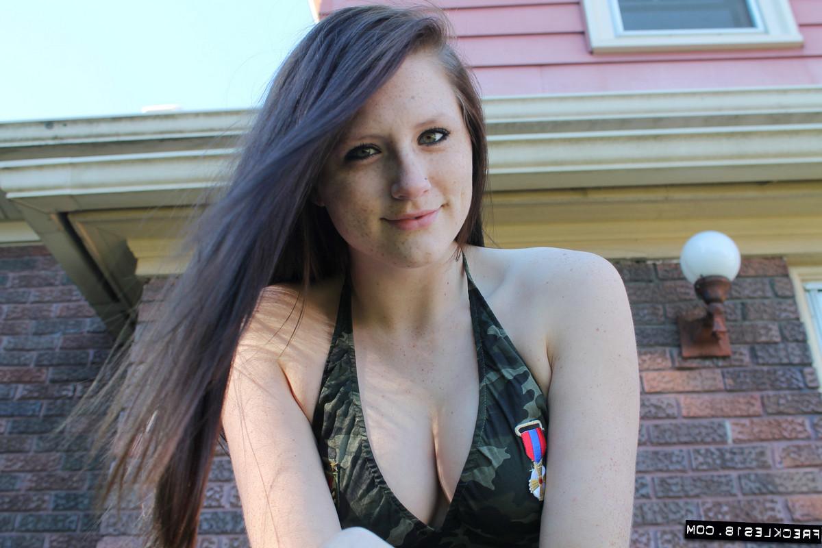 12P Freckles looks sexy as hell dressed up as an Army Girl