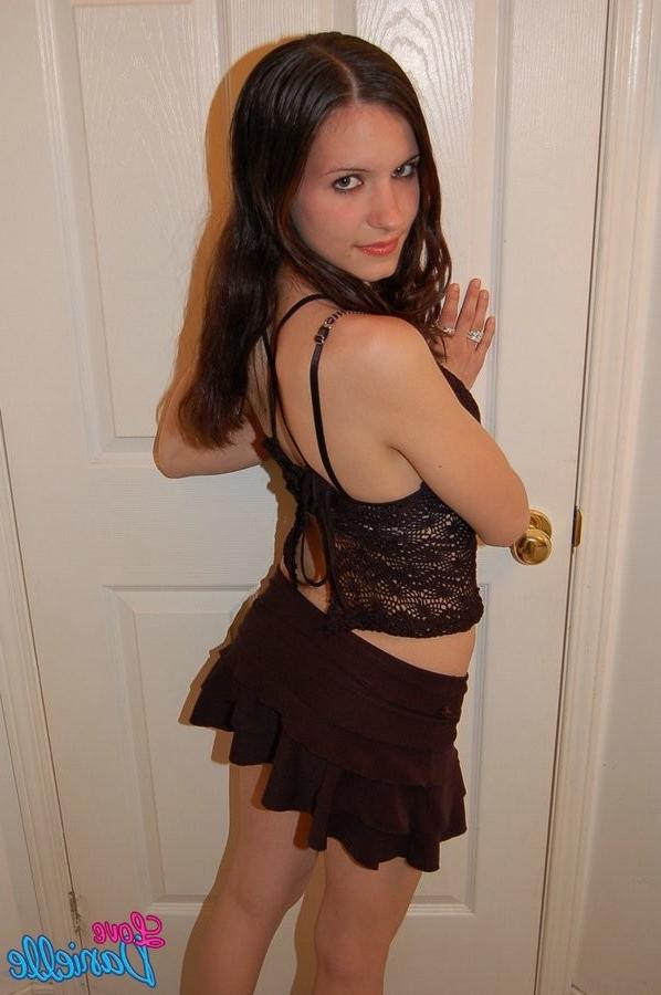 15P Love Danielle strips down to her birthday suit