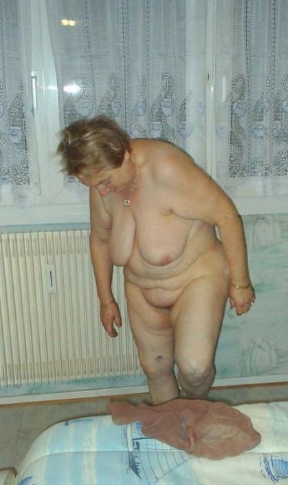 15P very old grannies showing off their goodies