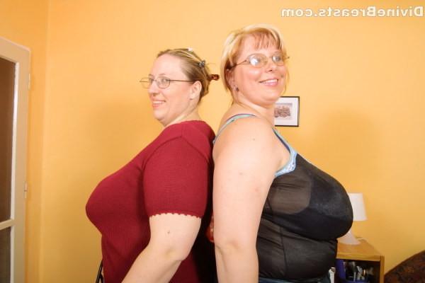 15P Two mature BBW amateurs showing off their large boobs