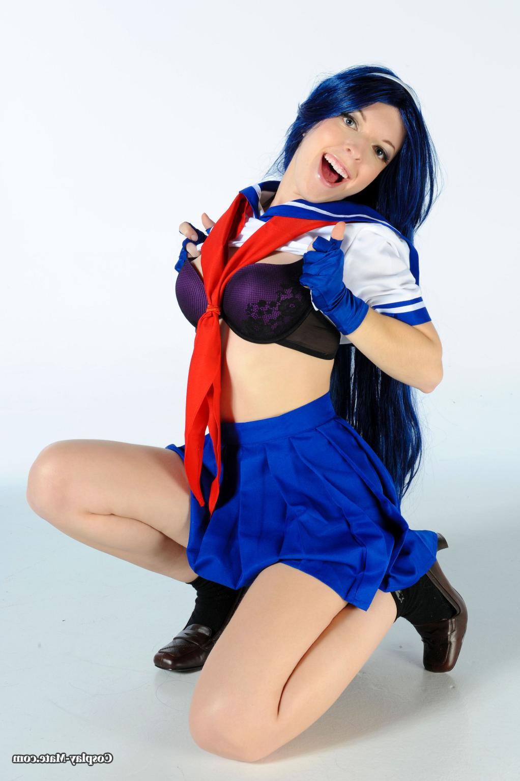 11P Cosplay teen girl in costume strips nude