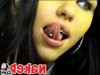 8P Check hot these  smokin lesbian babes on webcam shaking their asses for you