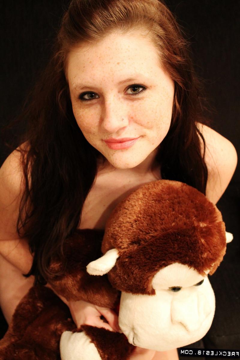 12P Homemade amateur freckled bi-sexual teen
