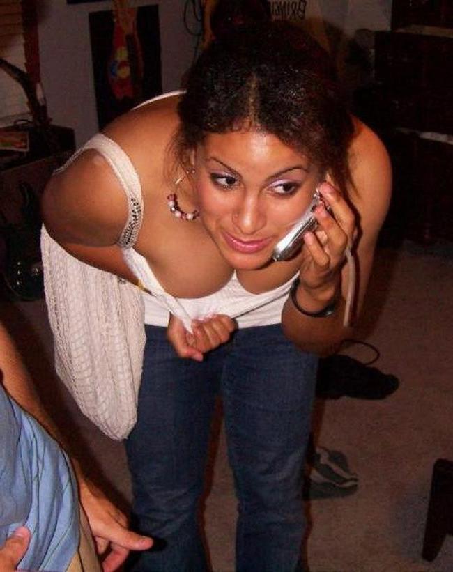 15P Indian gfs expose their big tits