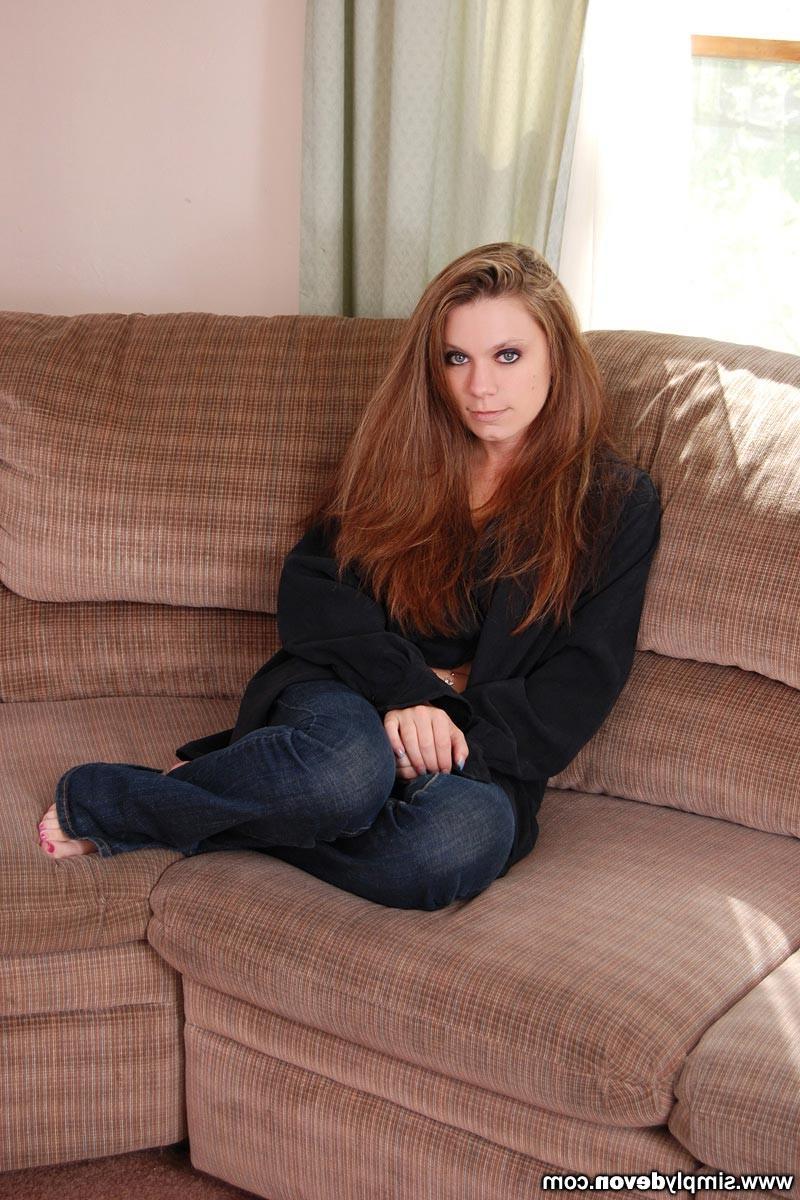 16P Beautiful teen girl wants to be a singer
