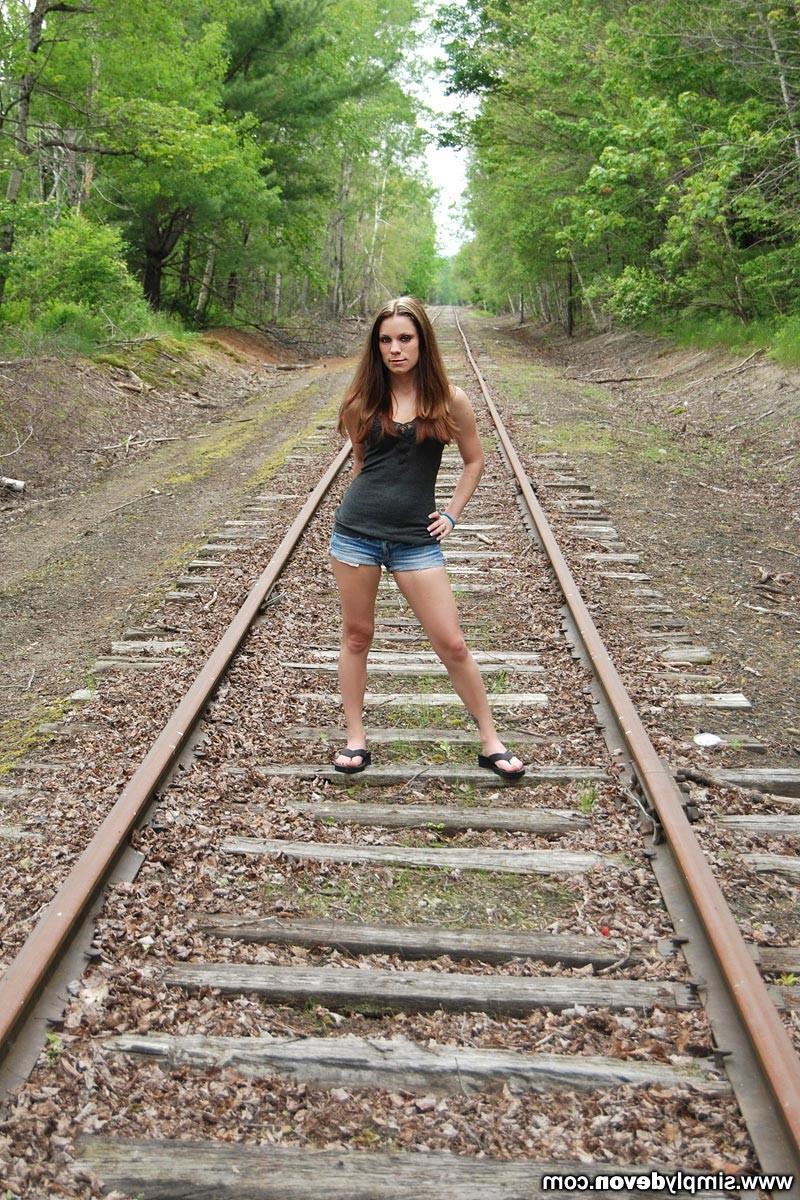 16P Beautiful teen girl strips outside