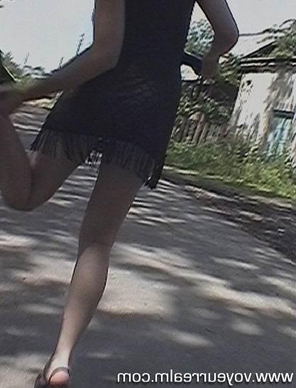 15P Outdoor summer upskirt panty voyeur shots