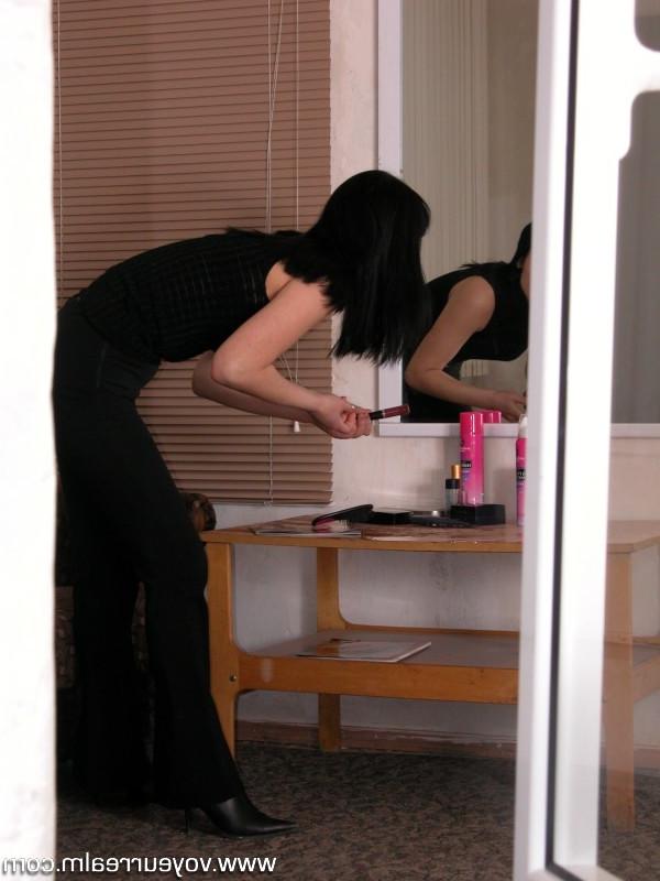 15P Narcissus babe enjoying her mirror reflection