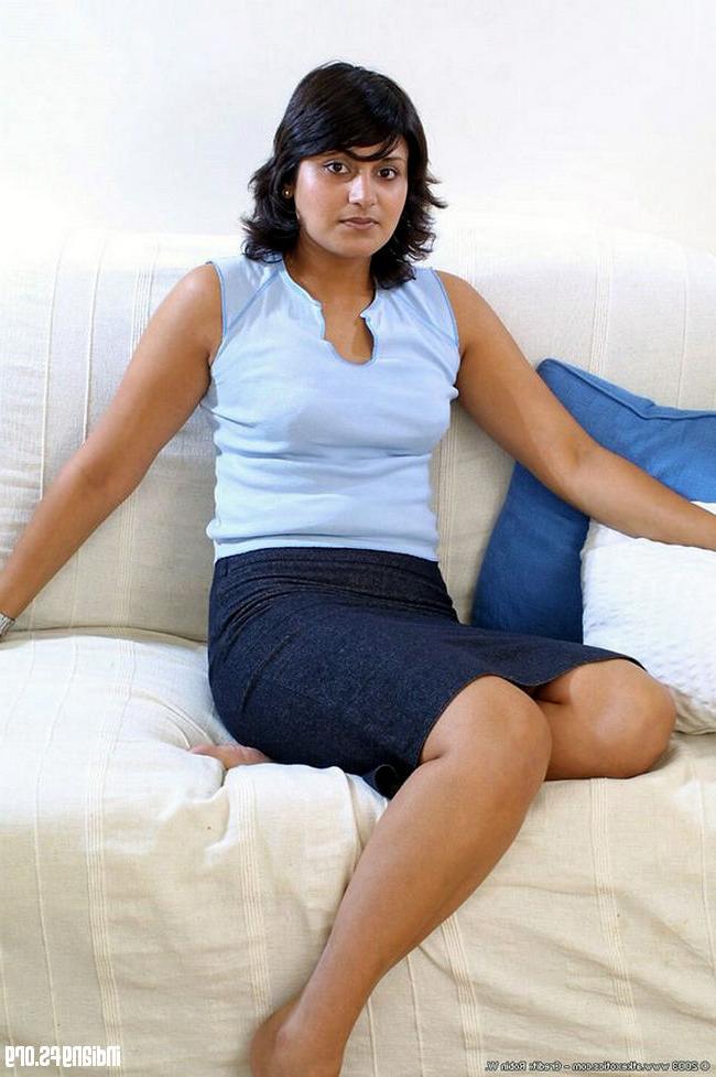15P Real indian gfs get naked and fuck