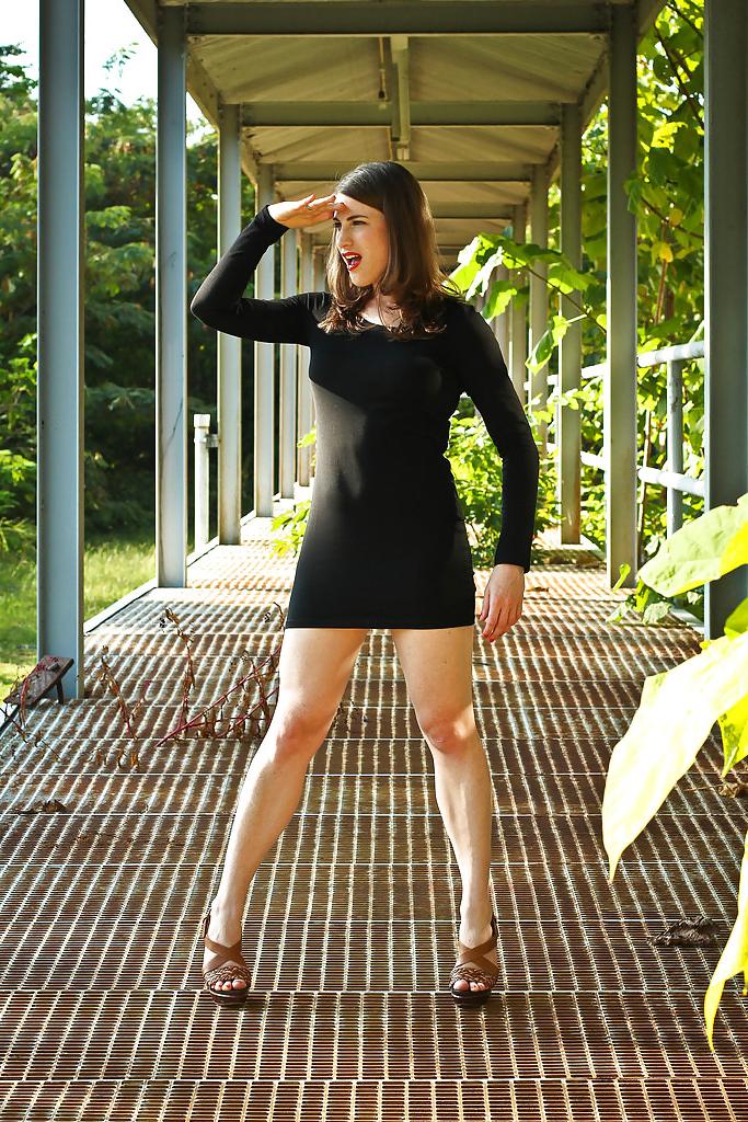21P Hotlegs-miniskirt babe129