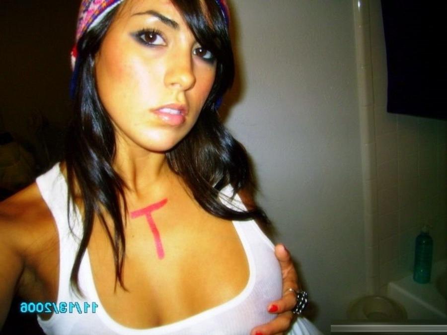 11P Beautiful selfshooting honeys