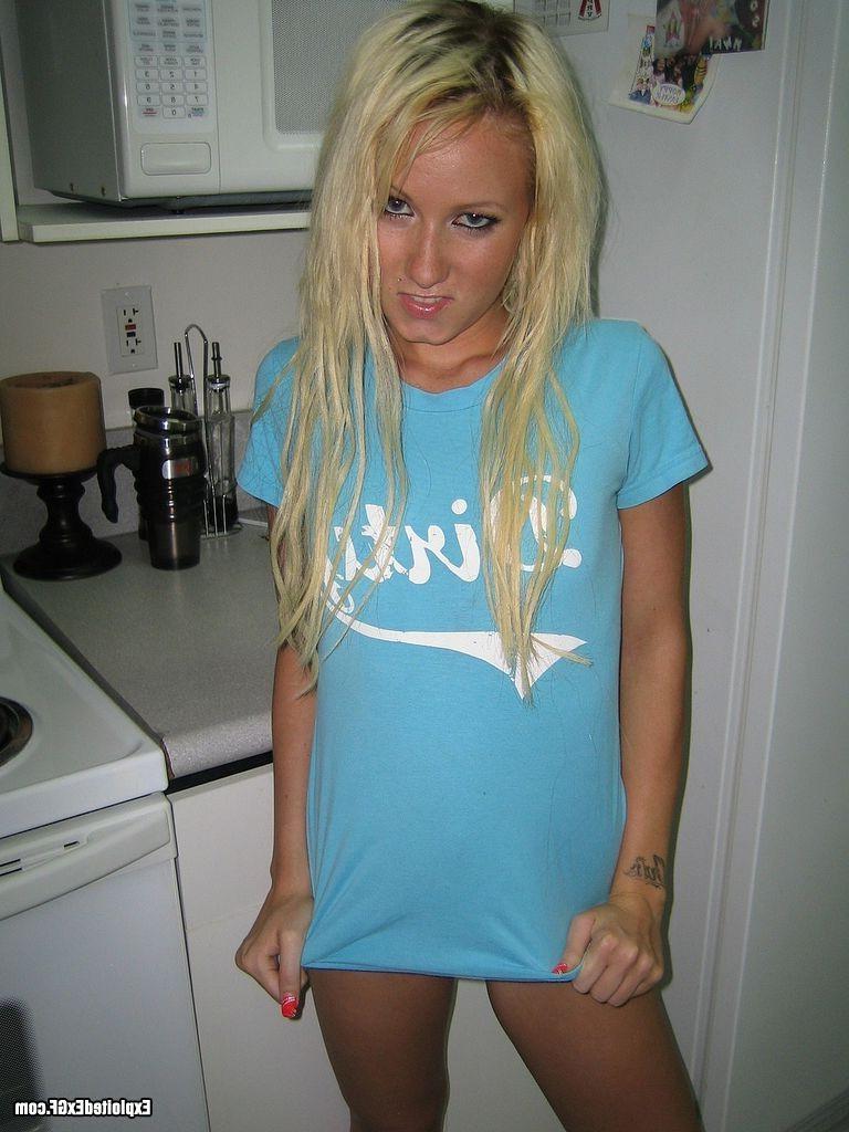 15P Super hot blonde amateur stripping in her flat