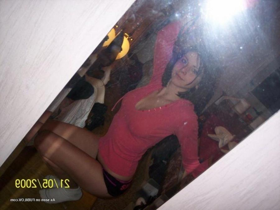 9P Collection of a sexy gorgeous babe flashing her hot breasts
