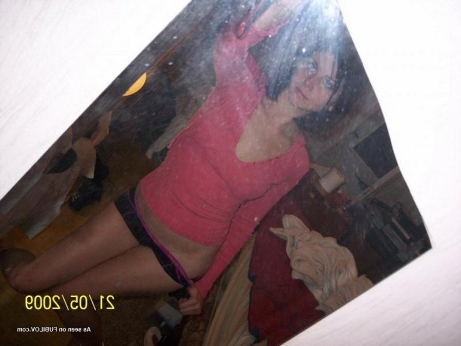 9P Collection of a sexy gorgeous babe flashing her hot breasts
