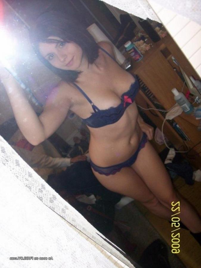 9P Collection of an amateur chick flashing her tits