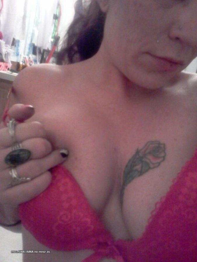 12P Tattooed chick self-shooting in front of the mirror