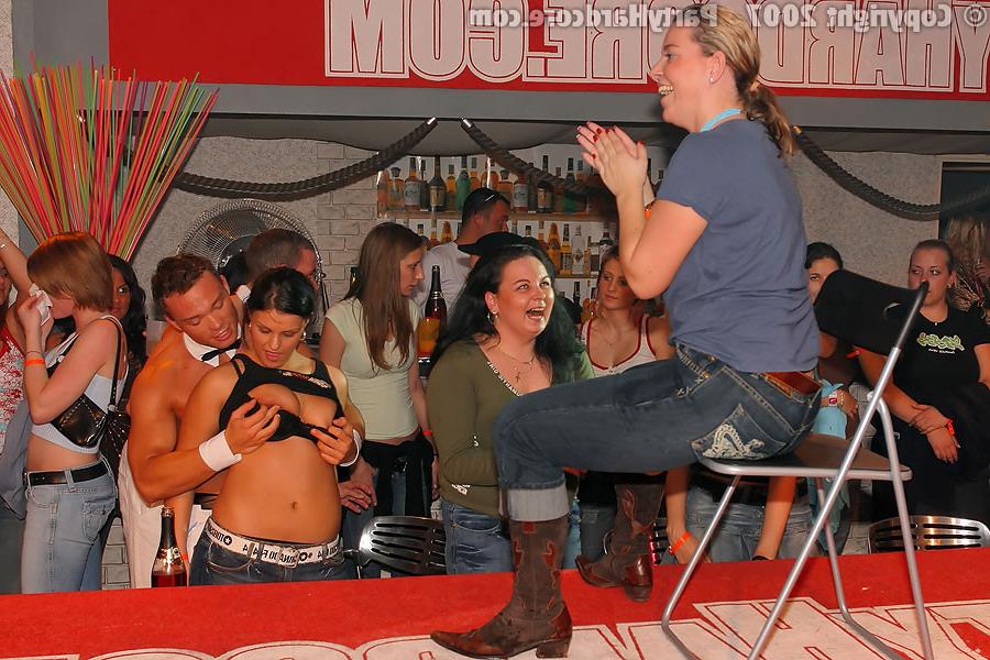 11P Wild girls jerking off male strippers