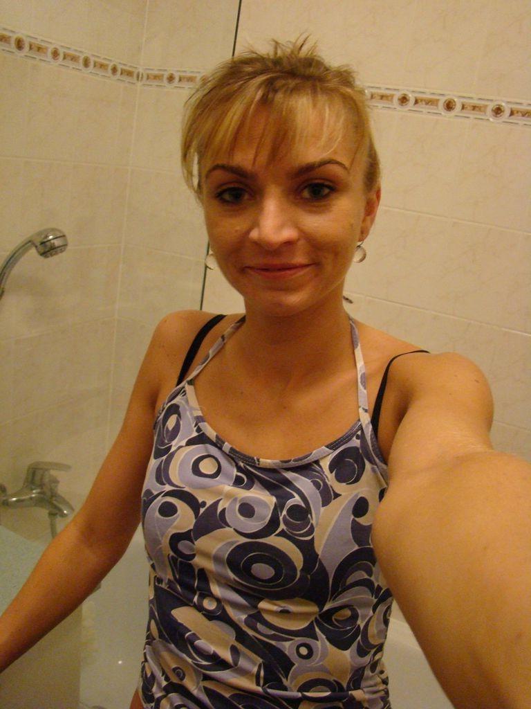 15P Tiny teen slut showing her sweet panties