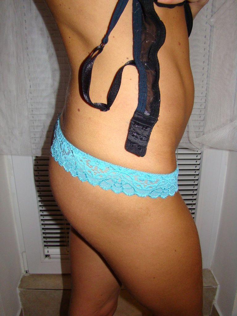 15P Tiny teen slut showing her sweet panties