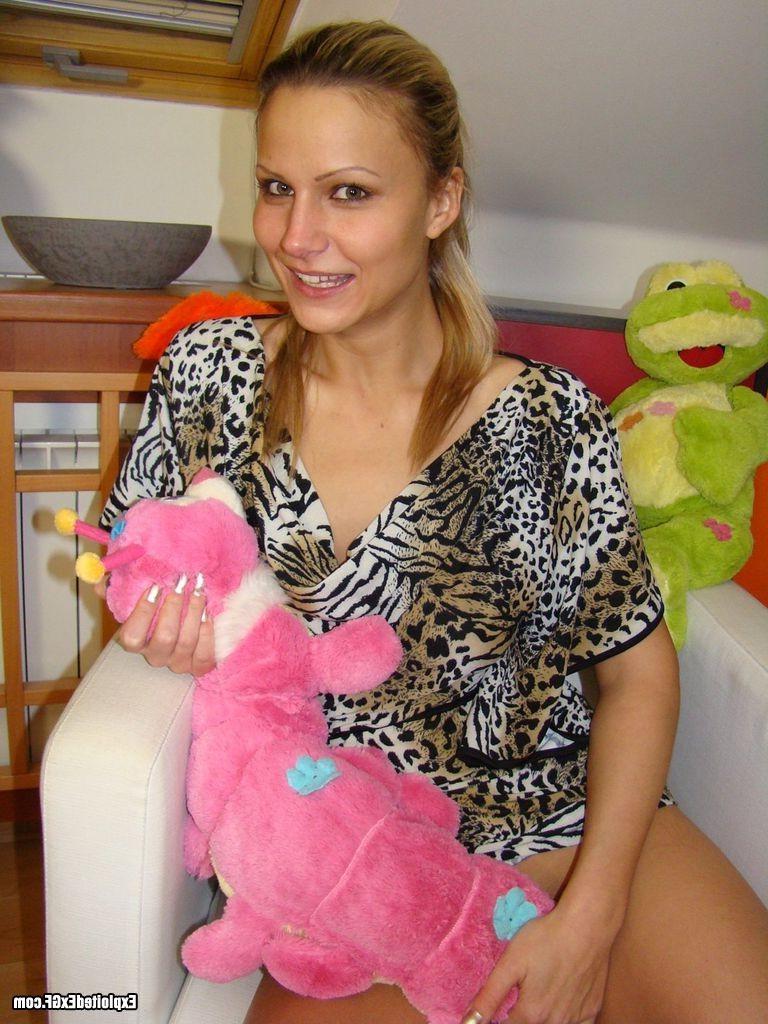 15P Sexy tiny teen spreading her perfect pussy