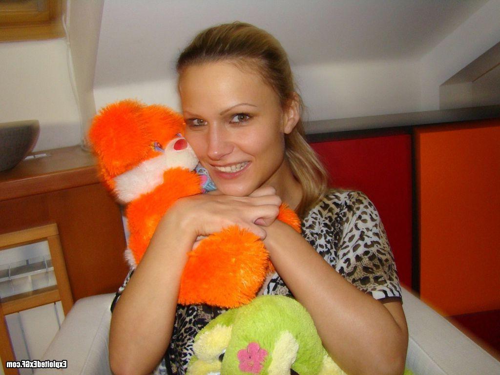 15P Sexy tiny teen spreading her perfect pussy