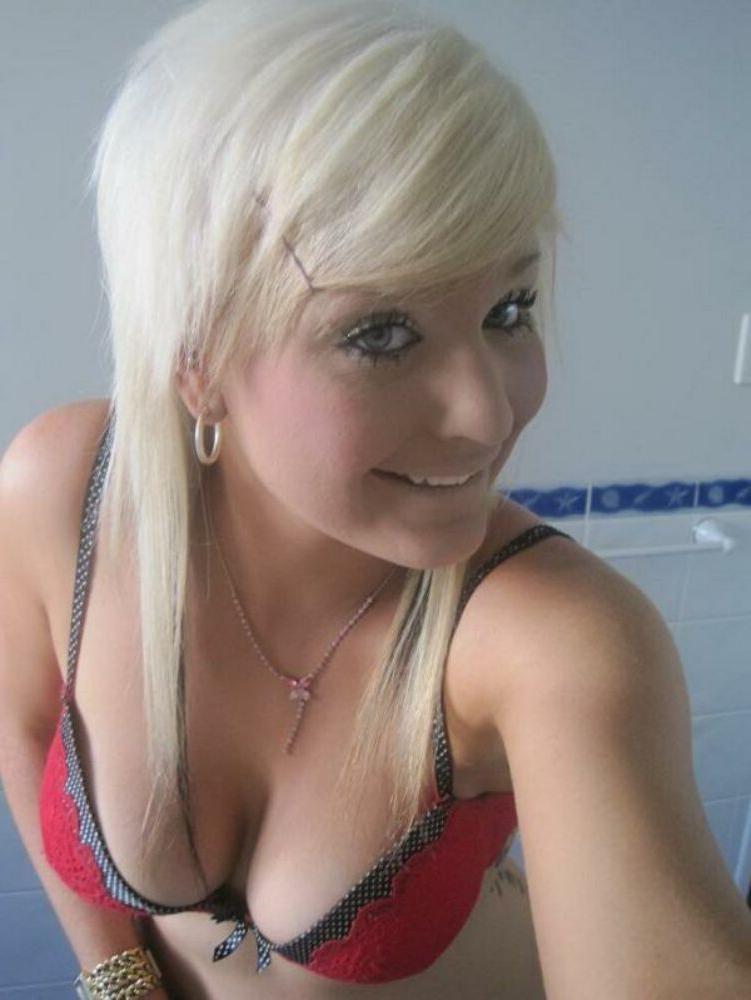 15P Selfshot teen gfs posing naked in the mirror gallery 3