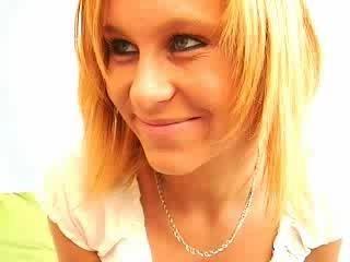 12P Sexy cam babe marie botero dances and masterbates on her webcam in these video a