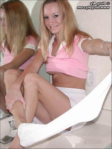 16P A sitting show with aly and such a nice blonde in the mirror