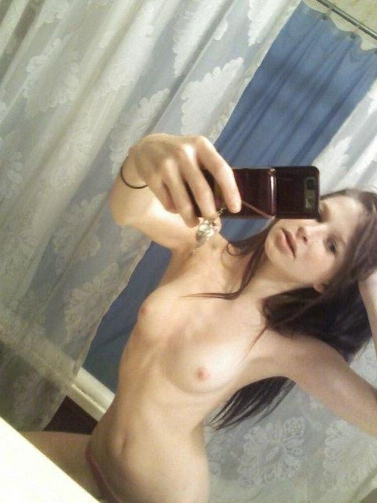 15P Selfshot teen gfs posing naked in the mirror gallery 14