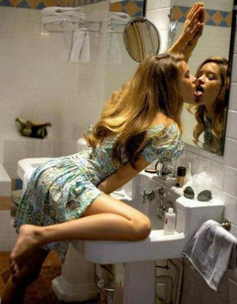 15P Lesbian teen girlfriends licking and kissing page 4