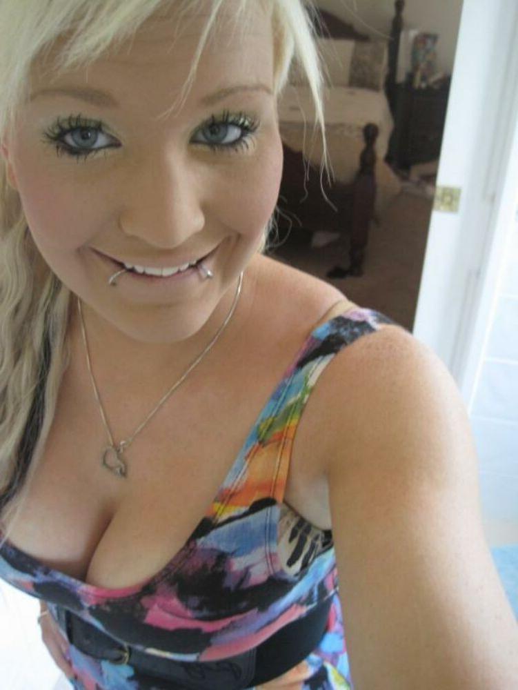 15P Selfshot teen gfs posing naked in the mirror gallery 21