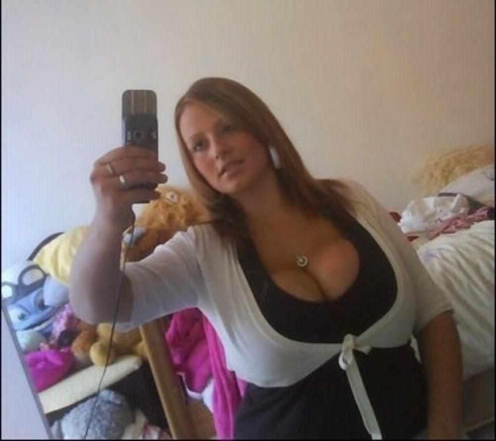 15P Selfshot teen gfs posing naked in the mirror gallery 17