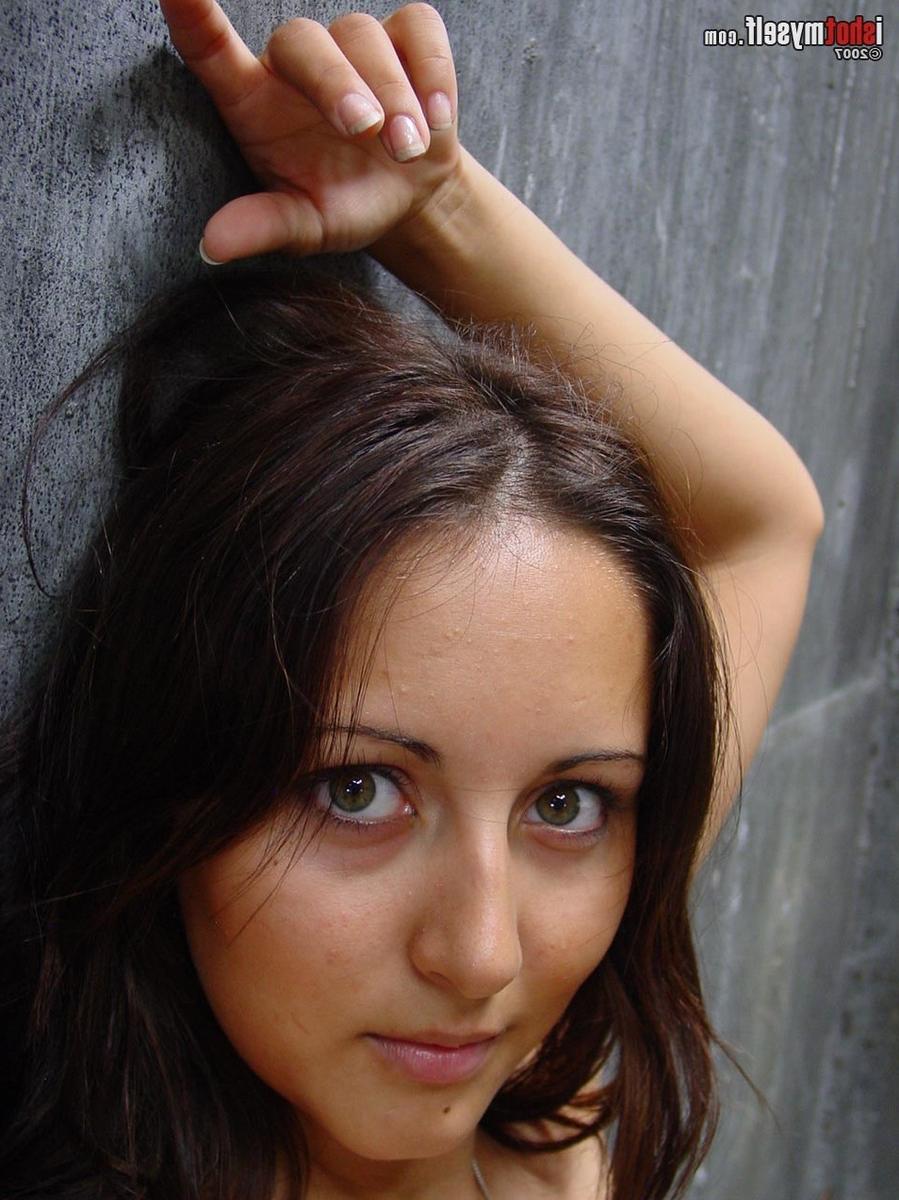15P Busty selfshot hairy amateur teasing and showing off her sweet muff