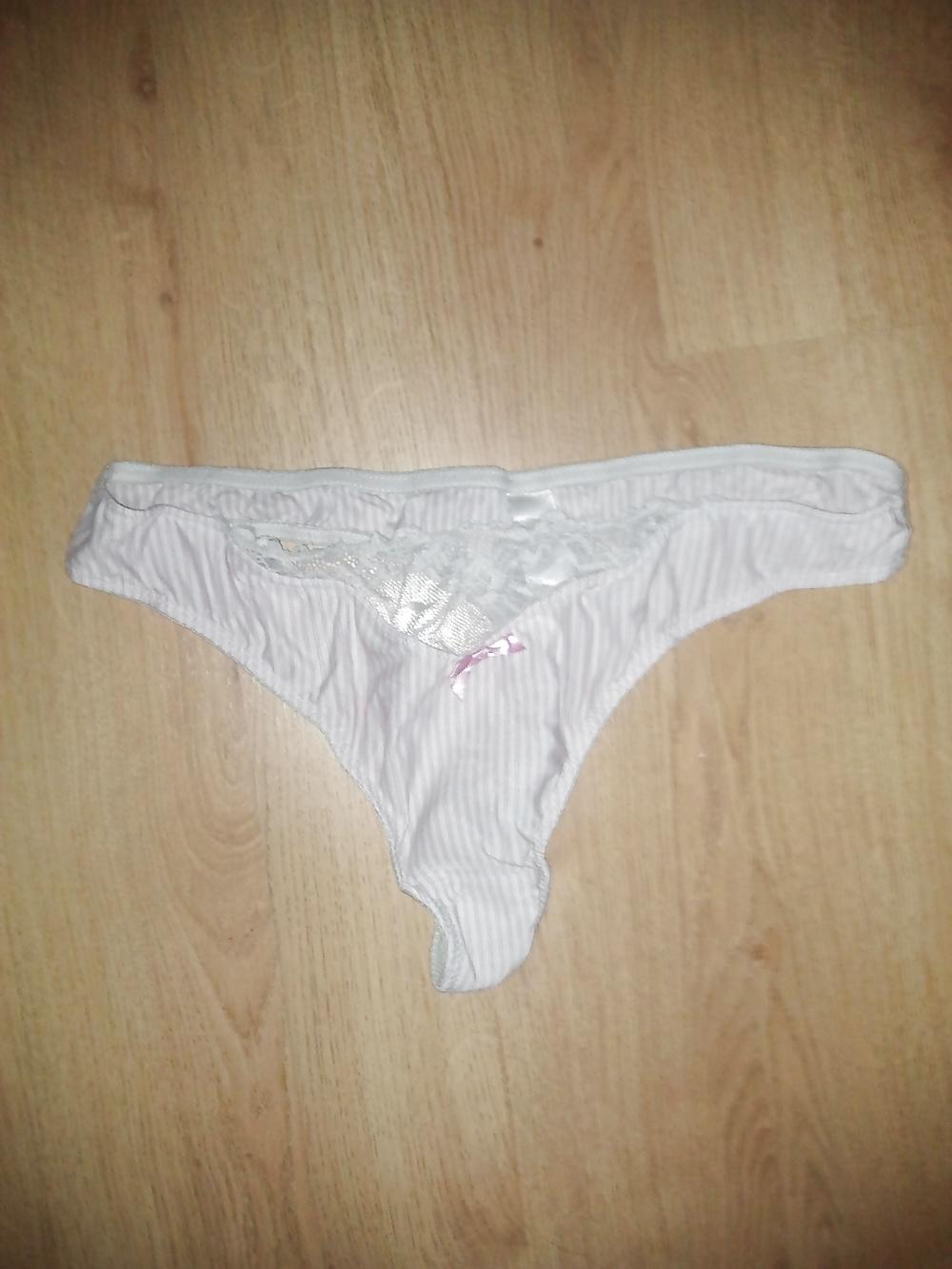 4P My Thong
