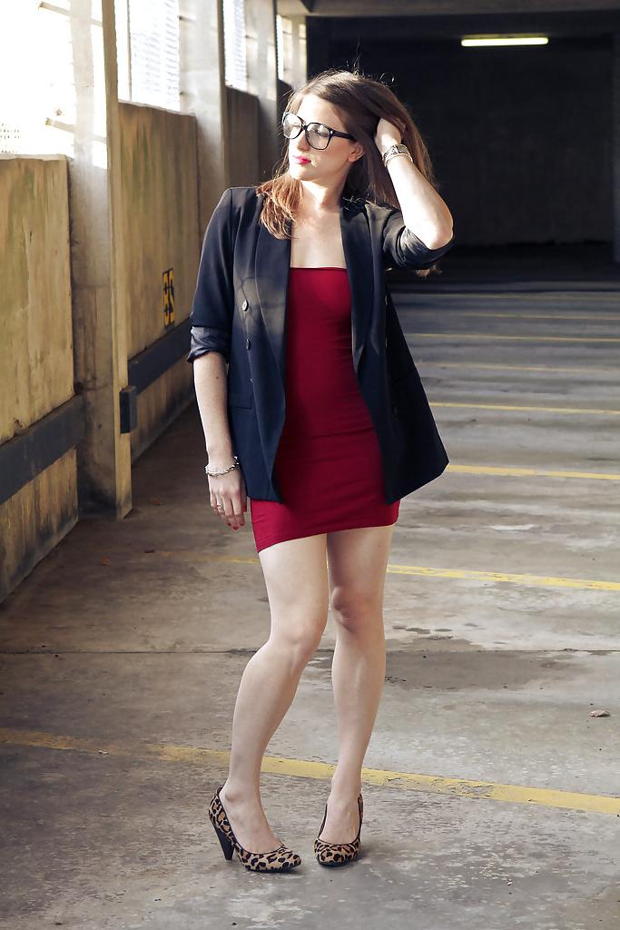 20P Hotlegs-miniskirt babe128