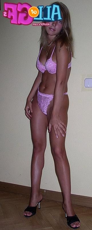 12P Private shots of bikini girlfriends