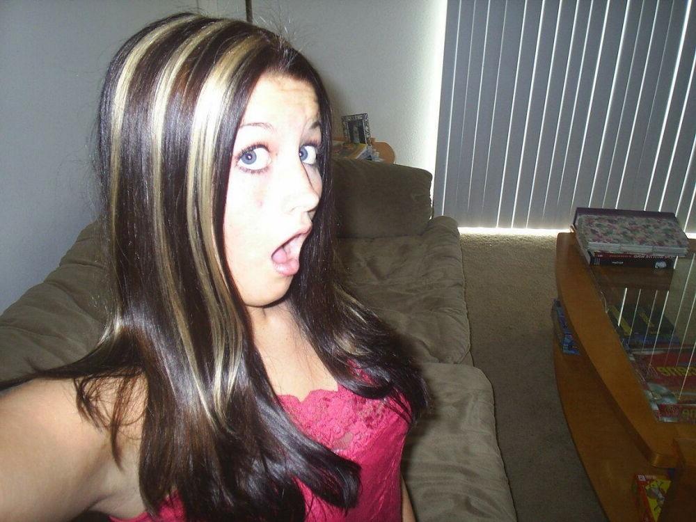 15P Selfshot teen gfs posing naked in the mirror gallery 18