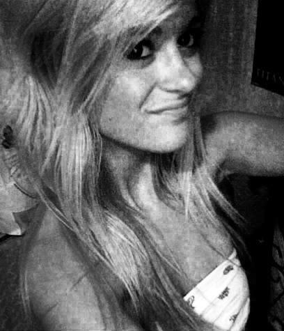 10P Sweet Brittish girl with nice boobs photographs herself by the mirror