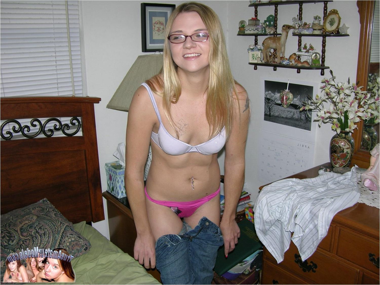 10P Lucky Fat Dude Gets To Bang Two Amateur Girls Together