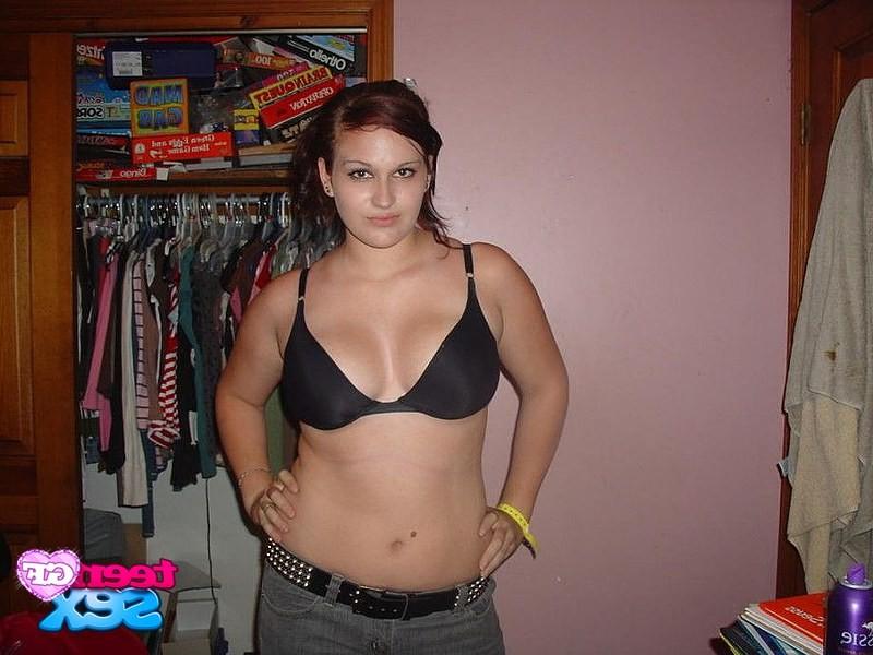 11P Raunchy lesbian girlfriend scenes on private cam