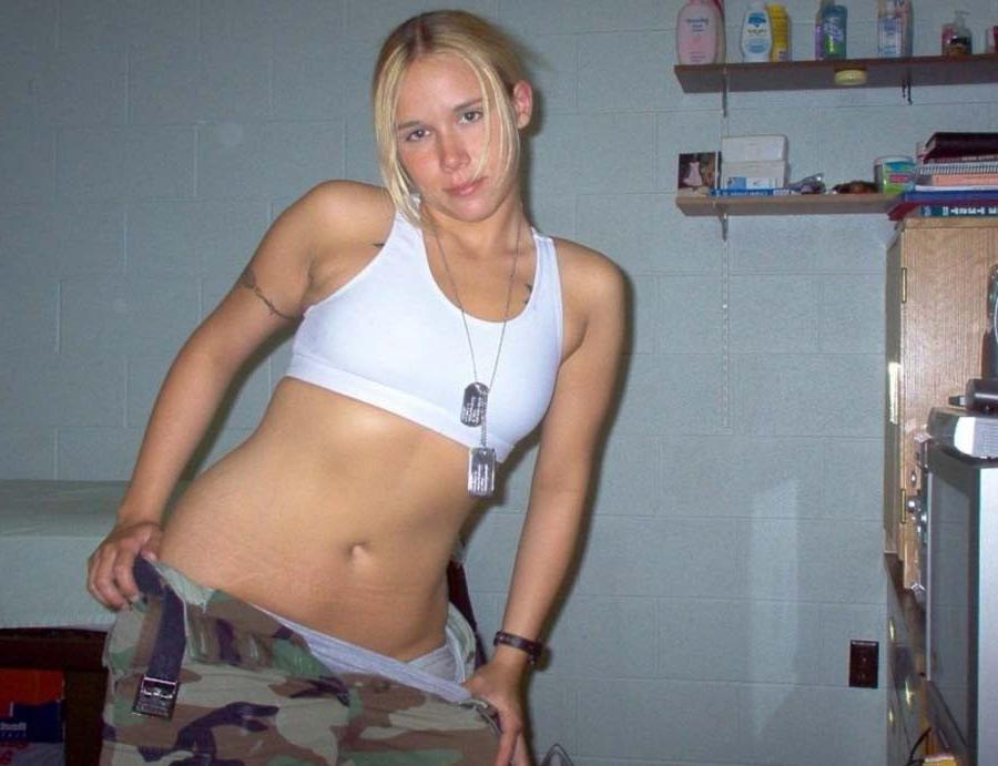 15P Amateur army girlfriend