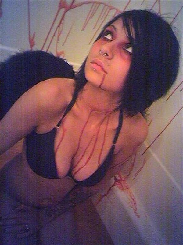 16P Black-haired emo teens posing naked