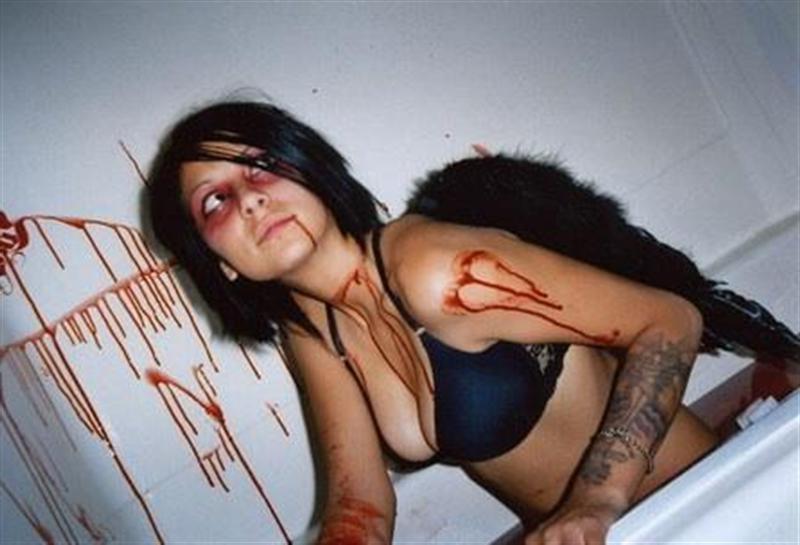 16P Black-haired emo teens posing naked