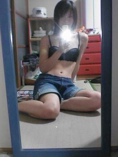 15P More Asian mirror pic cuties posing for their cameras