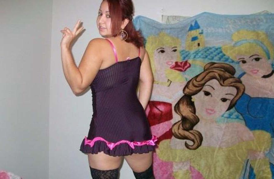 16P Picture gallery of steamy hot amateur sexy Latina girlfriends 